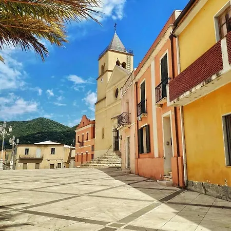 Dom wakacyjny Grazia Deledda Luxury House